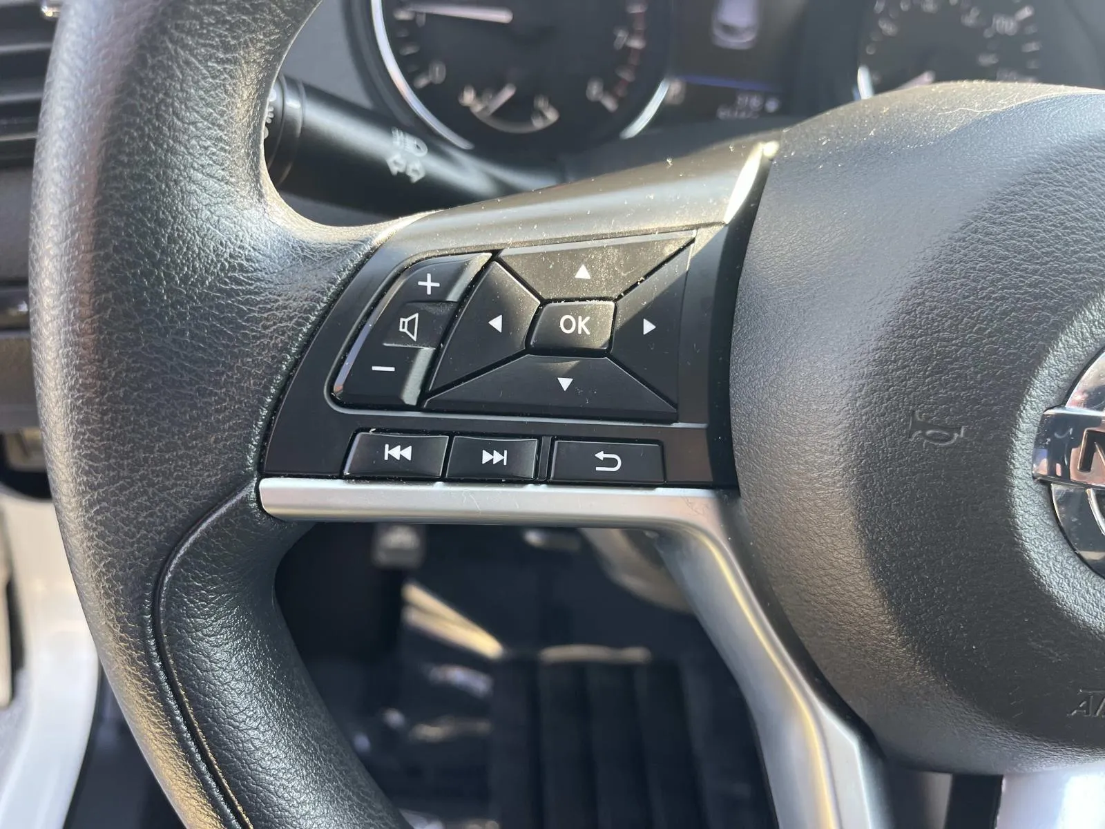 2022 Nissan Rogue Sport S - Photo 31