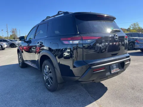 More photos of 2026 Nissan Pathfinder SV at Oak Ridge Nissan, TN