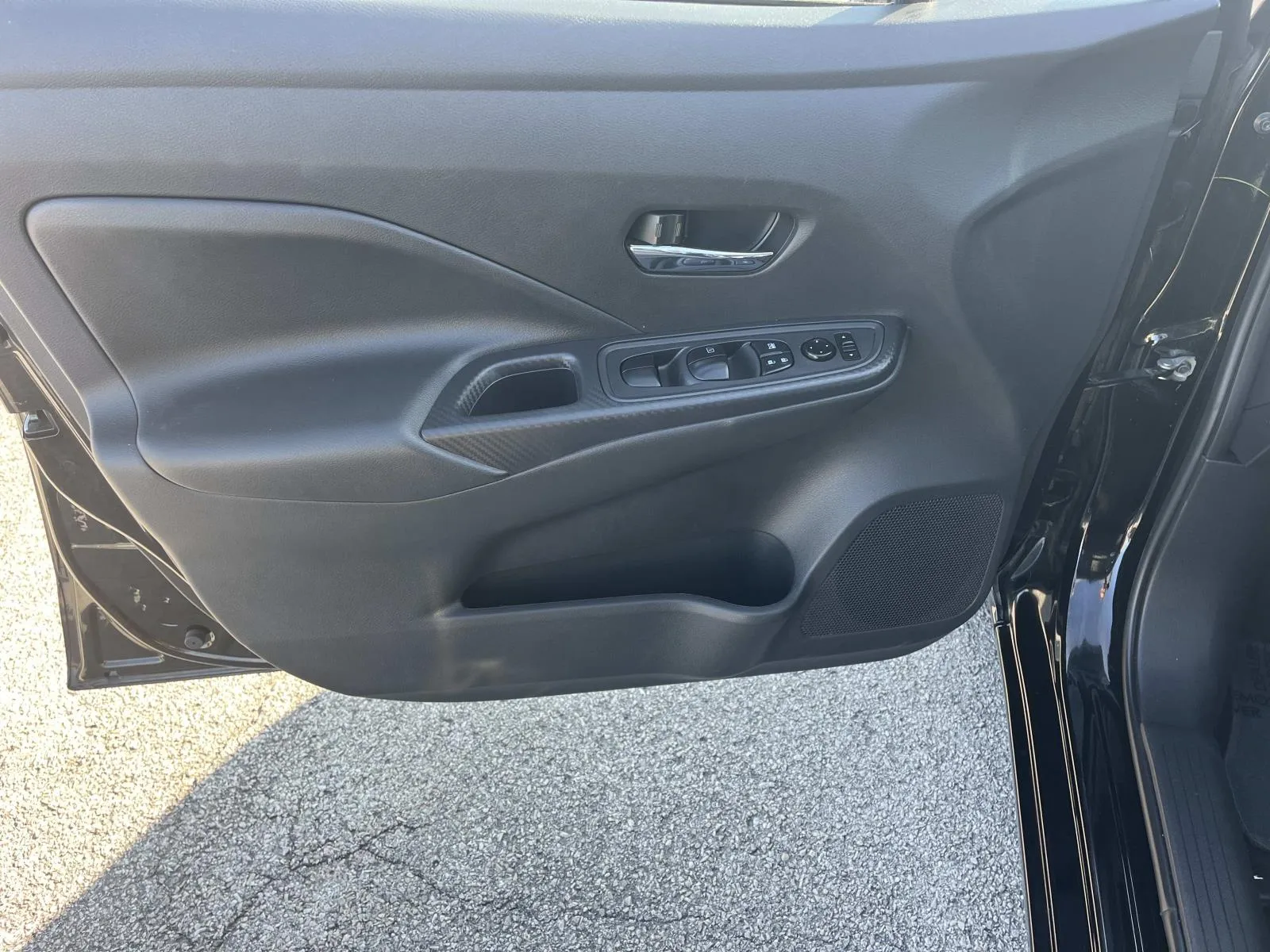 2023 Nissan Versa Sedan SV - Photo 24