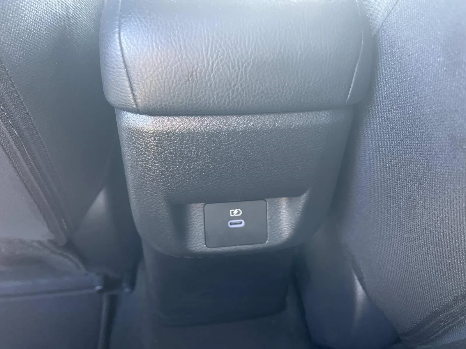 2023 Nissan Versa Sedan SV - Photo 16