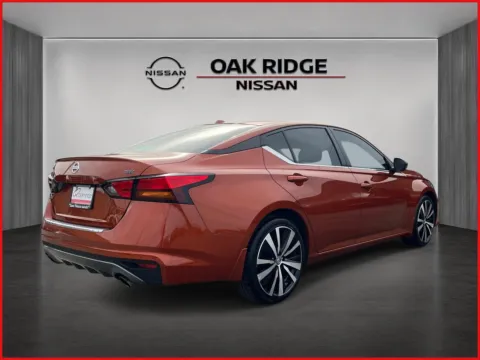 Another view of 2021 Nissan Altima 2.5 SR for sale in Oak Ridge, TN at Oak Ridge Nissan