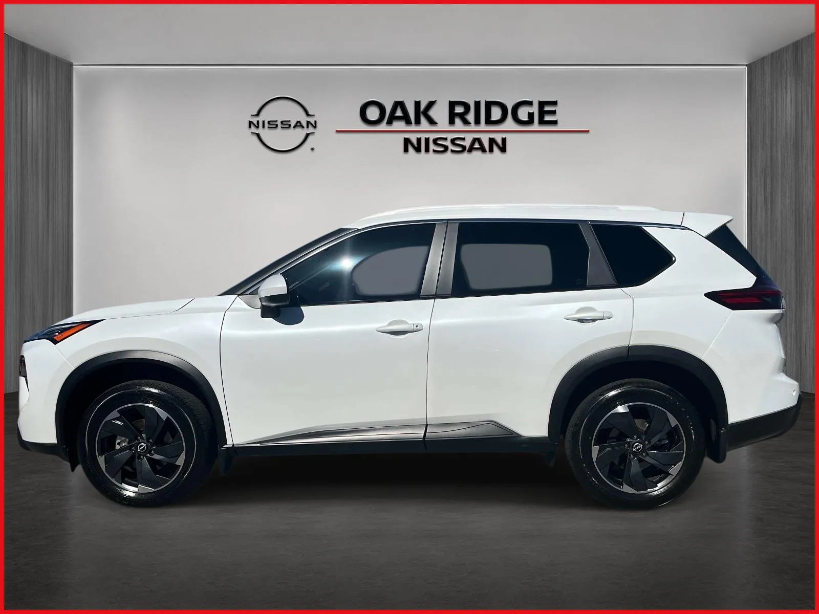 2025 Nissan Rogue SV - Photo 6