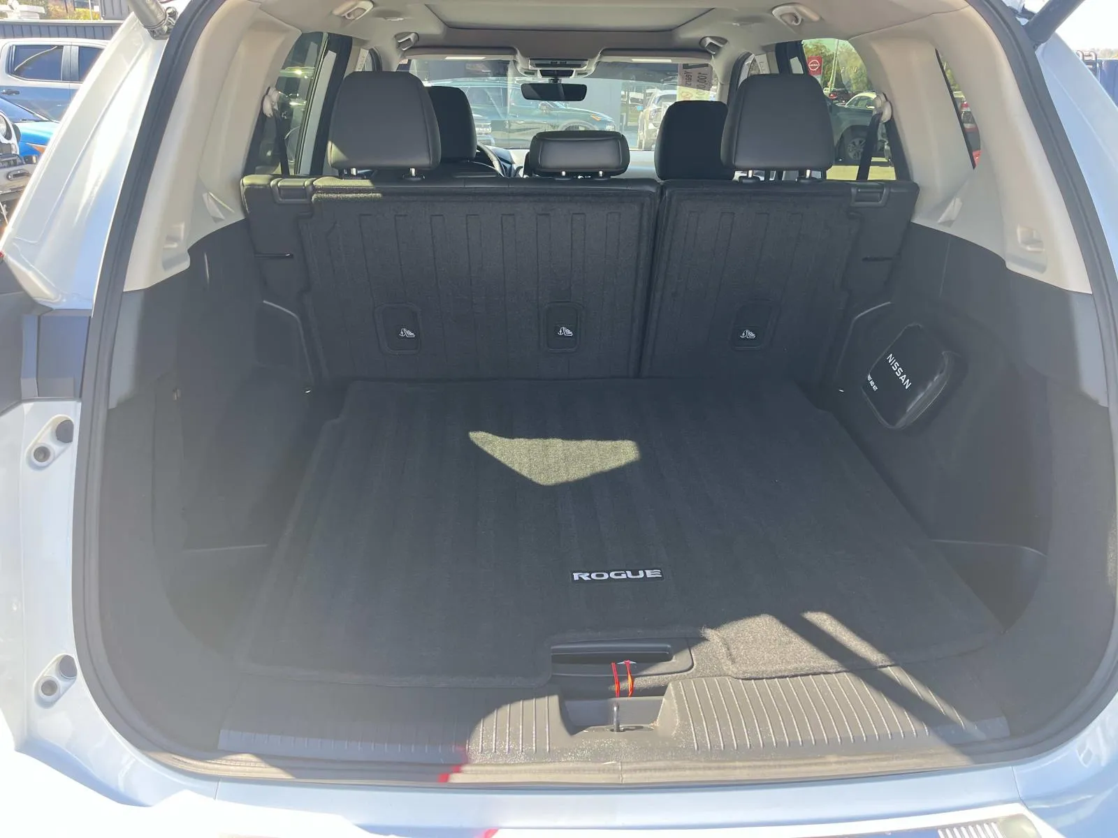 2025 Nissan Rogue SV - Photo 22