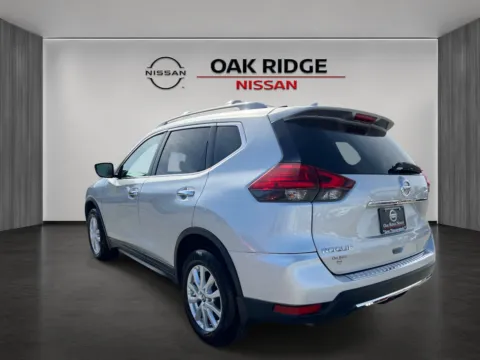 More photos of 2017 Nissan Rogue SV at Oak Ridge Nissan, TN