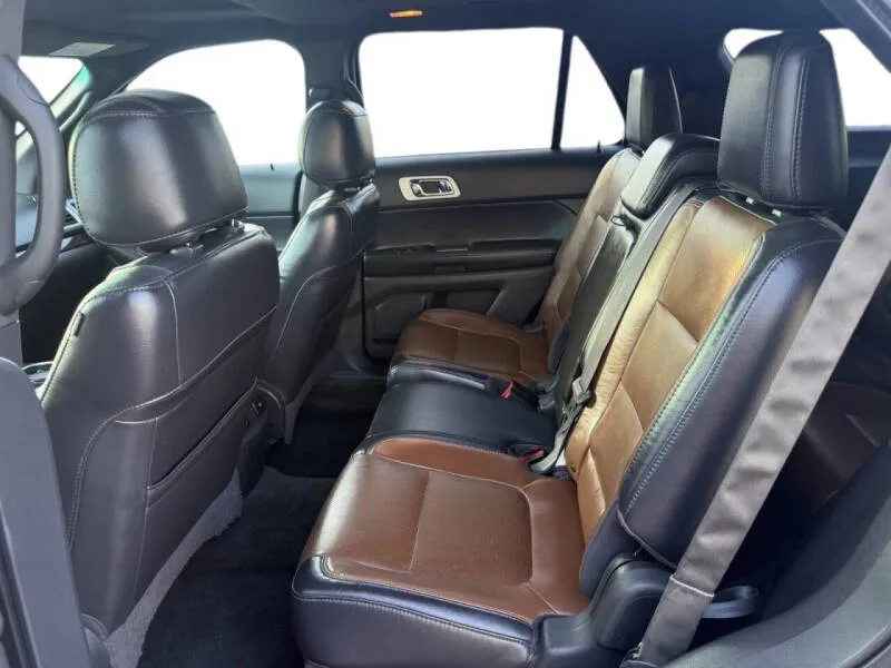 2012 Ford Explorer Limited - Photo 11