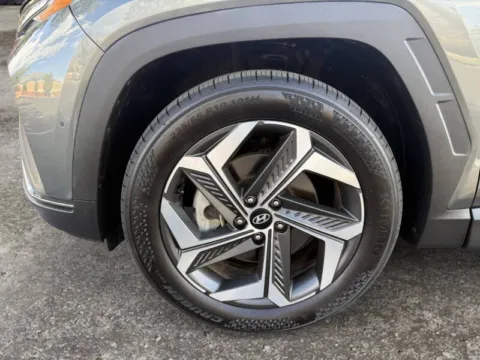 More photos of 2022 Hyundai Tucson Limited at SR PRIME AUTO, UT
