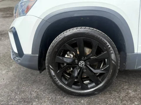More photos of 2023 Volkswagen Taos SE at SR PRIME AUTO, UT