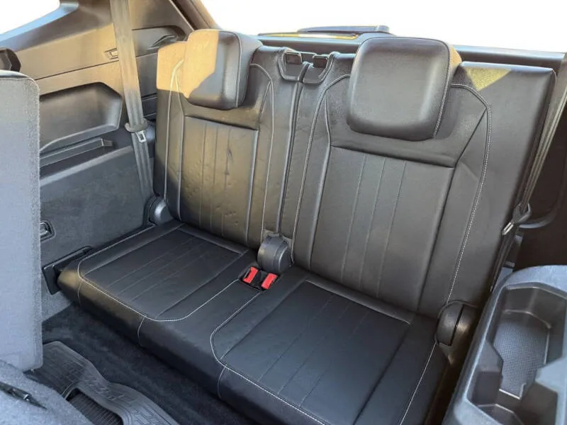2023 Volkswagen Tiguan SE R-LINE BLACK - Photo 17
