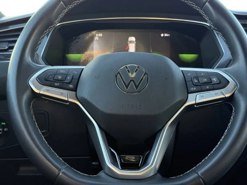 2023 Volkswagen Tiguan SE R-LINE BLACK - Photo 23