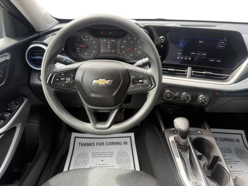 2024 Chevrolet Trax LS - Photo 13