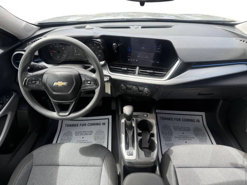 2024 Chevrolet Trax LS - Photo 10