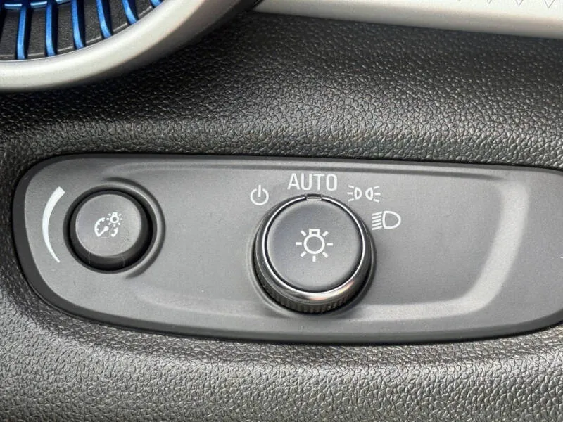 2024 Chevrolet Trax LS - Photo 20