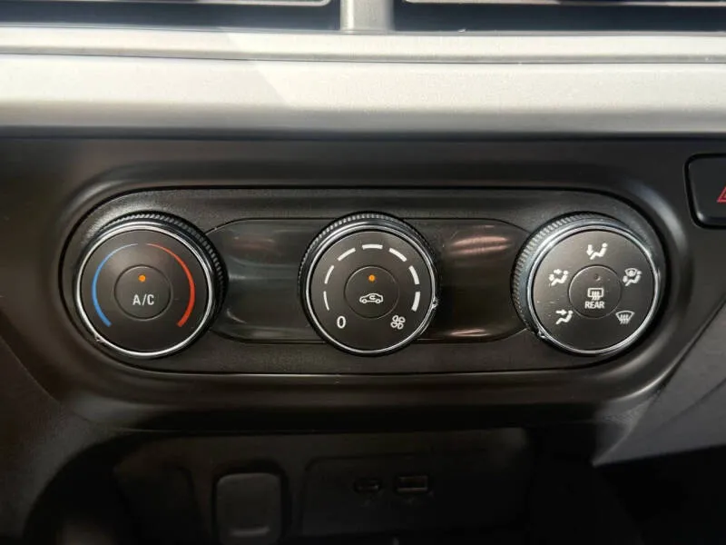2024 Chevrolet Trax LS - Photo 21
