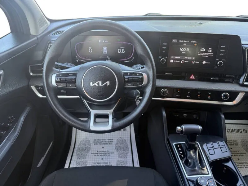 2024 Kia Sportage LX - Photo 16