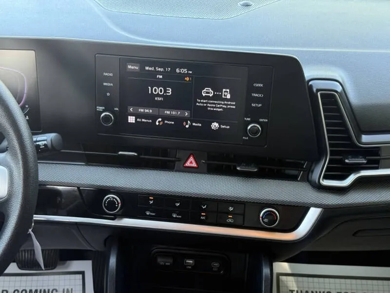2024 Kia Sportage LX - Photo 13