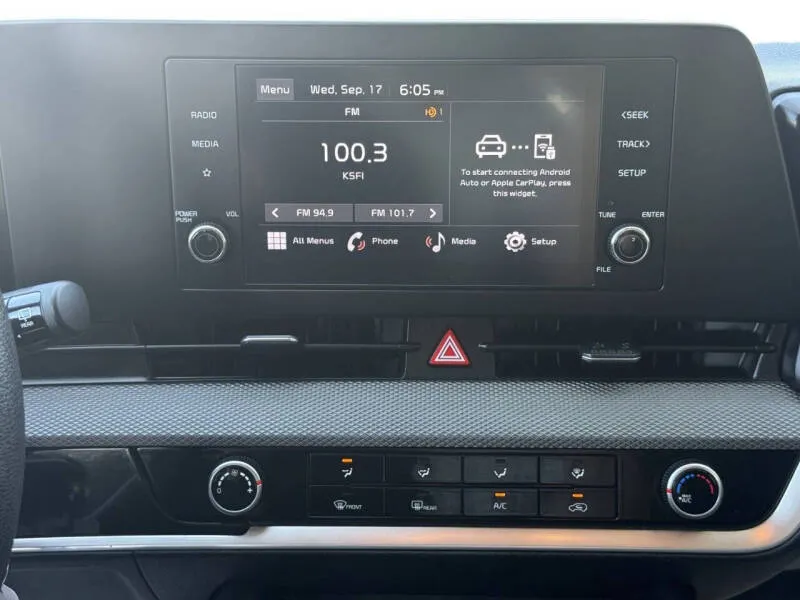 2024 Kia Sportage LX - Photo 20