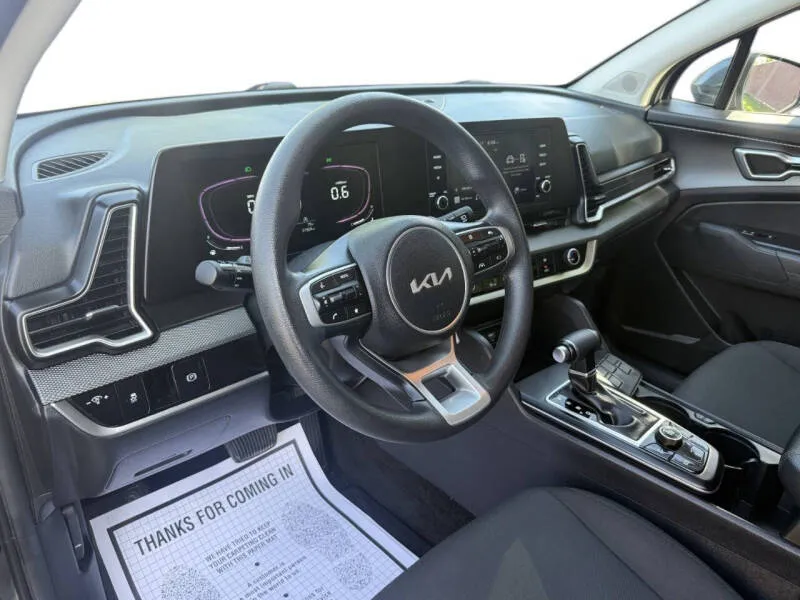 2024 Kia Sportage LX - Photo 6