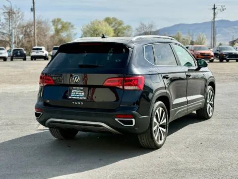 More photos of 2022 Volkswagen Taos SE at SR PRIME AUTO, UT