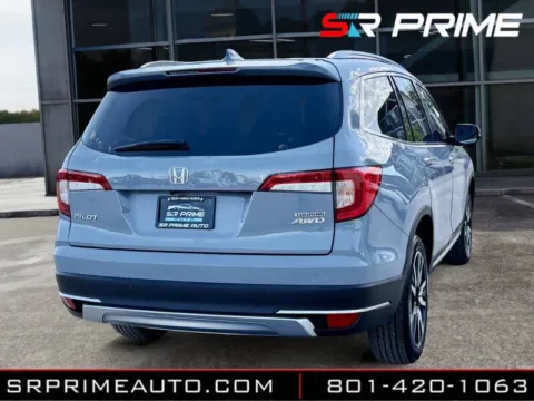Another view of 2022 Honda Pilot Touring w/Rear Captain's Chairs for sale in Lehi, UT at SR PRIME AUTO