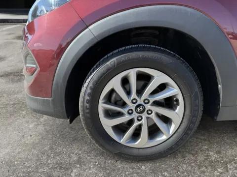 More photos of 2017 Hyundai TUCSON 2.0L Base at SR PRIME AUTO, UT