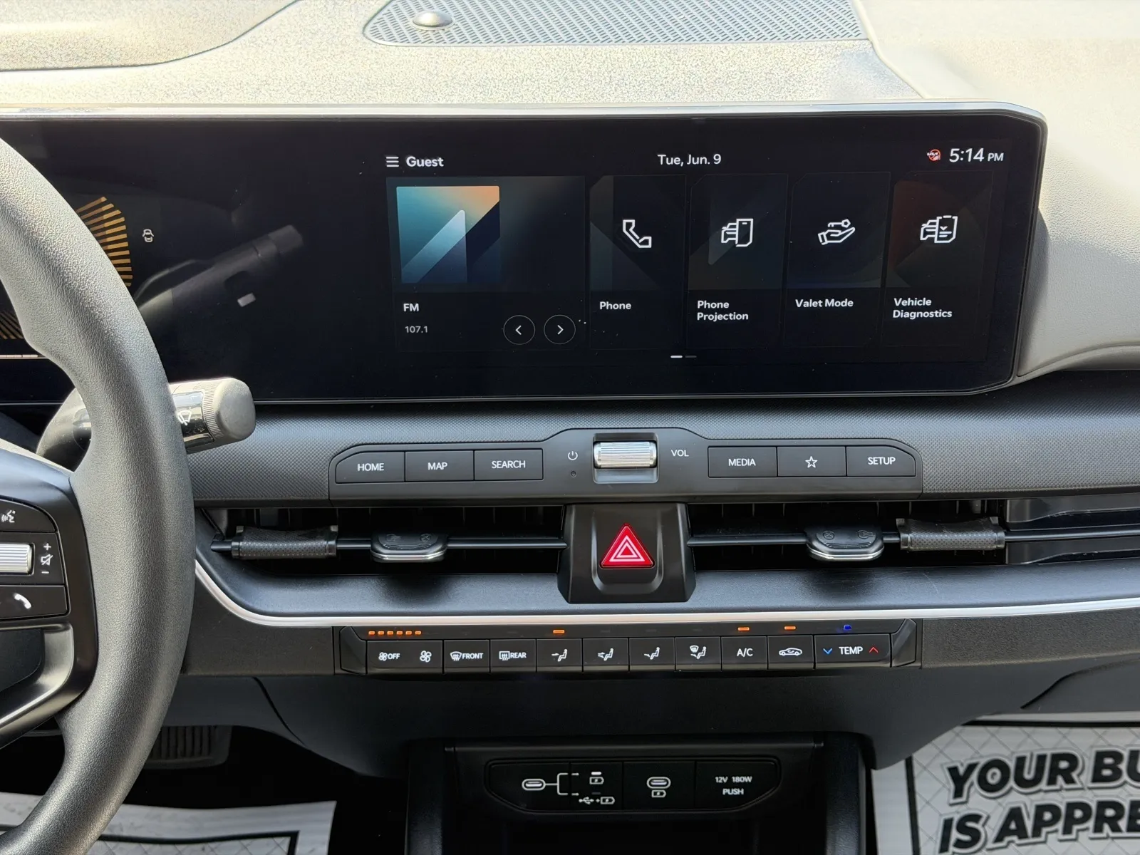 2025 Kia K4 LXS - Photo 11