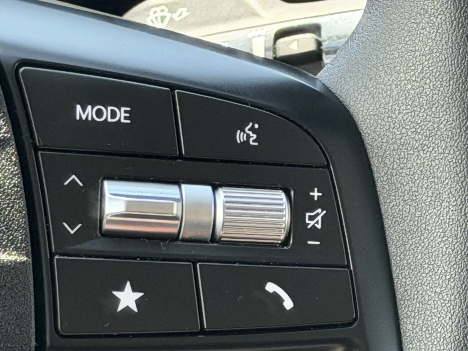2025 Kia K4 LXS - Photo 15
