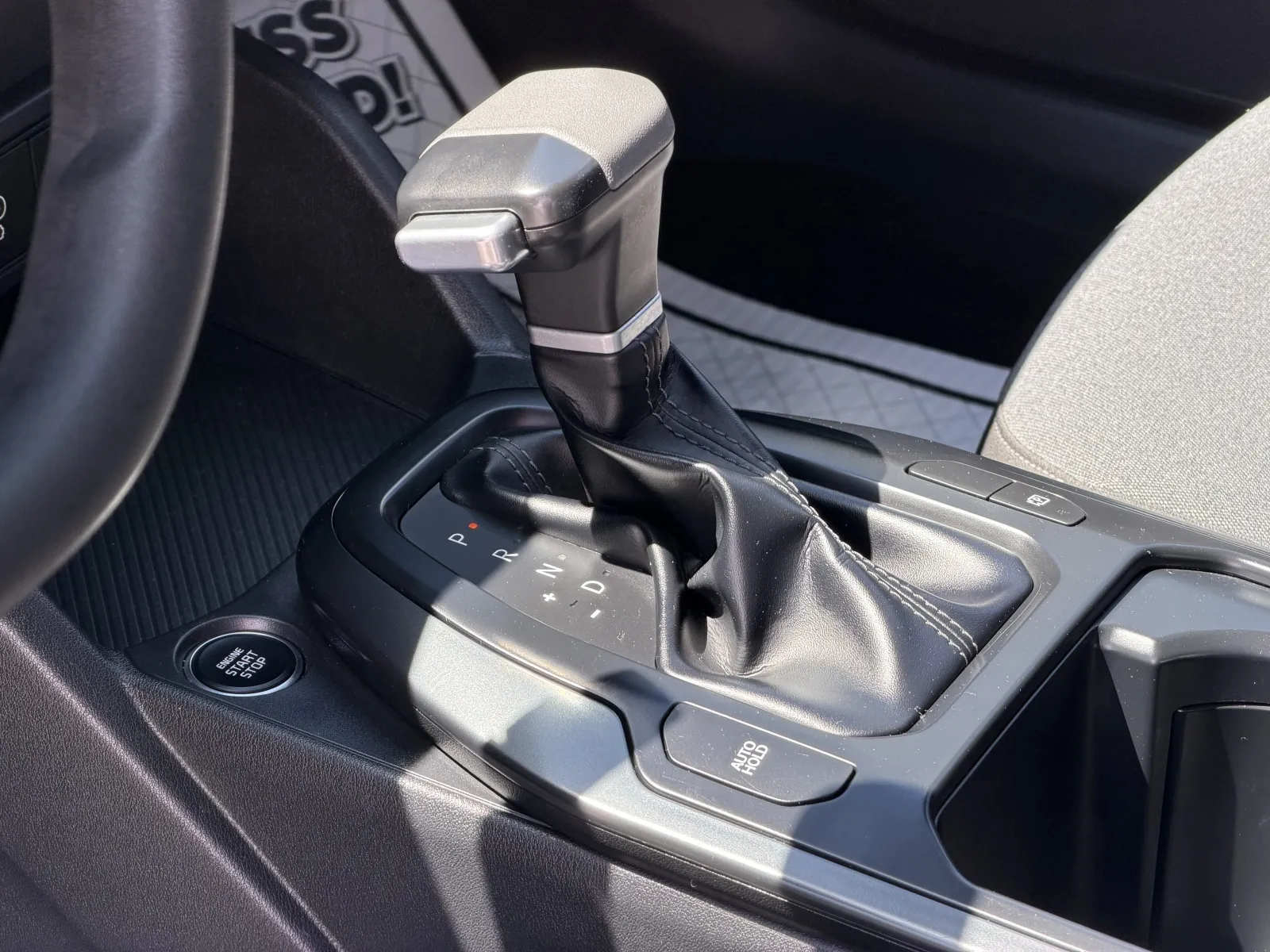 2025 Kia K4 LXS - Photo 22