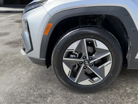 More photos of 2025 Hyundai TUCSON SEL at SR PRIME AUTO, UT