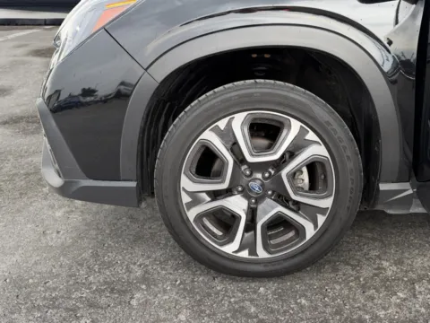 More photos of 2024 Subaru Ascent Limited 7-Passenger at SR PRIME AUTO, UT