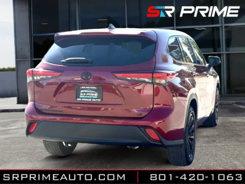 More photos of 2022 Toyota Highlander LE at SR PRIME AUTO, UT