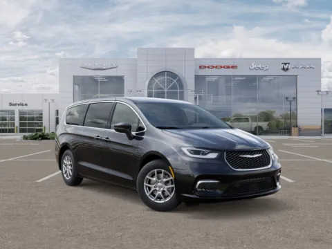 More photos of 2026 Chrysler Pacifica Select at Gregg Young Chrysler Dodge Jeep Ram of Atlantic, IA