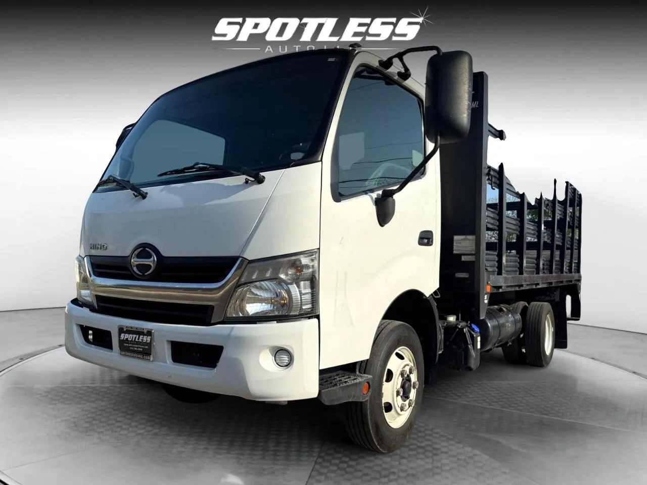 Hino 155 photo 9