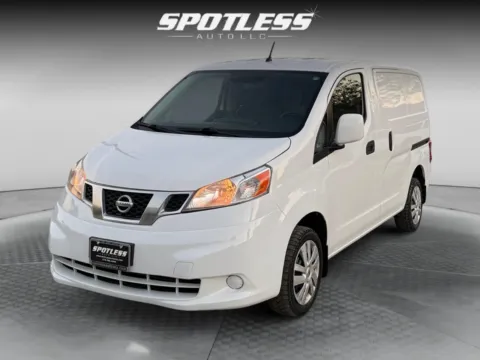 White 2018 Nissan NV200 SV for sale in San Antonio, TX