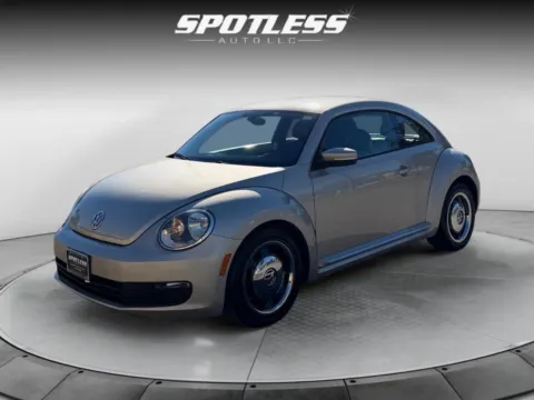 Gold 2012 Volkswagen Beetle 2.5L for sale in San Antonio, TX