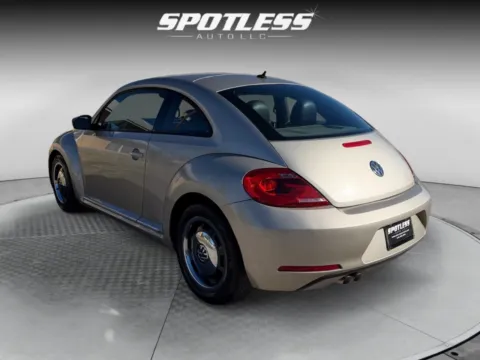 More photos of 2012 Volkswagen Beetle 2.5L at Spotless Auto San Pedro, TX