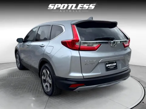 More photos of 2018 Honda CR-V EX-L at Spotless Auto San Pedro, TX