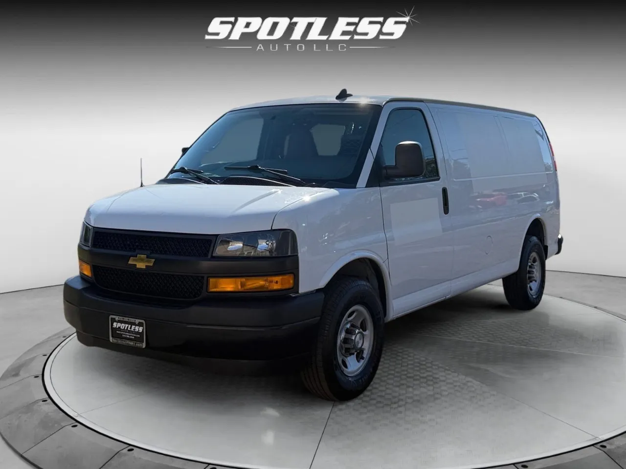 White 2020 Chevrolet Express 2500 Work Van for sale in San Antonio, TX