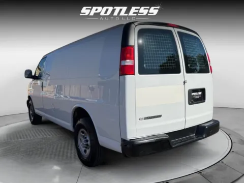 More photos of 2020 Chevrolet Express 2500 Work Van at Spotless Auto San Pedro, TX