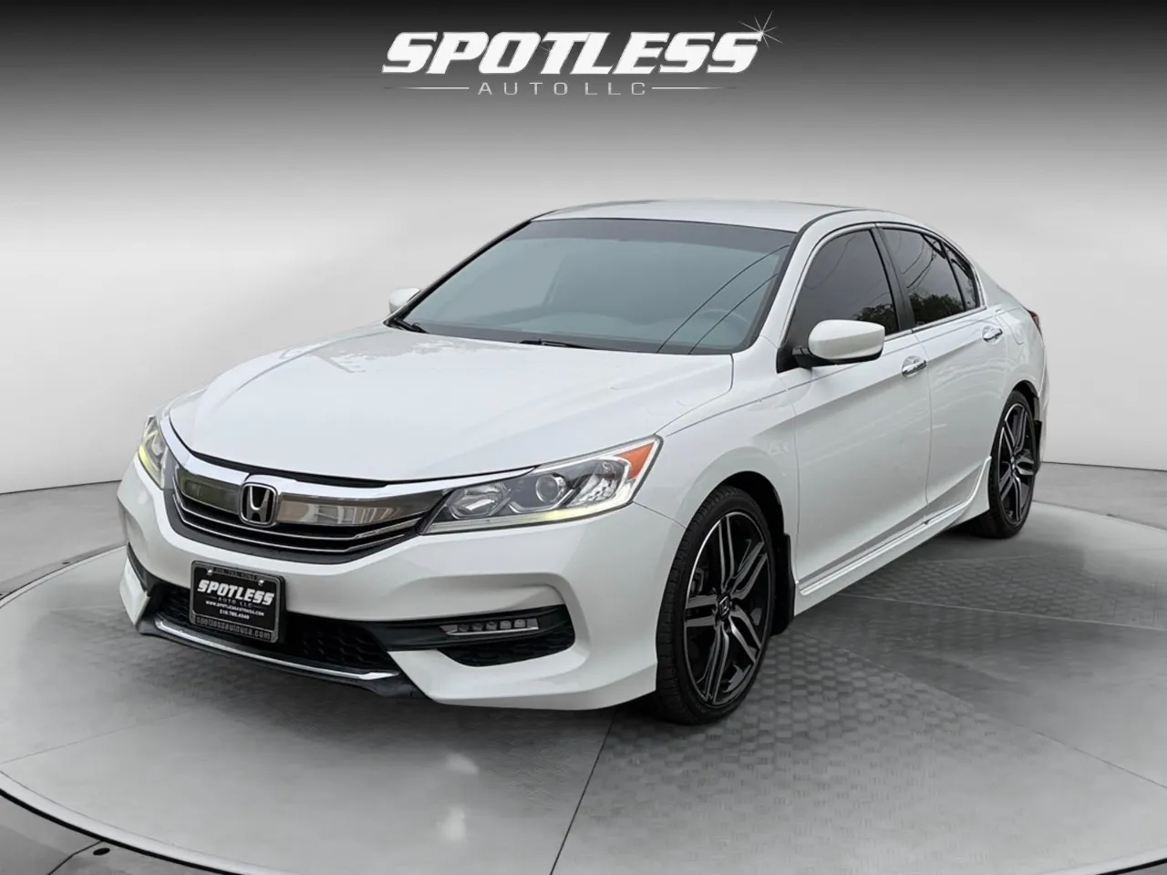 White 2017 Honda Accord Sport for sale in San Antonio, TX