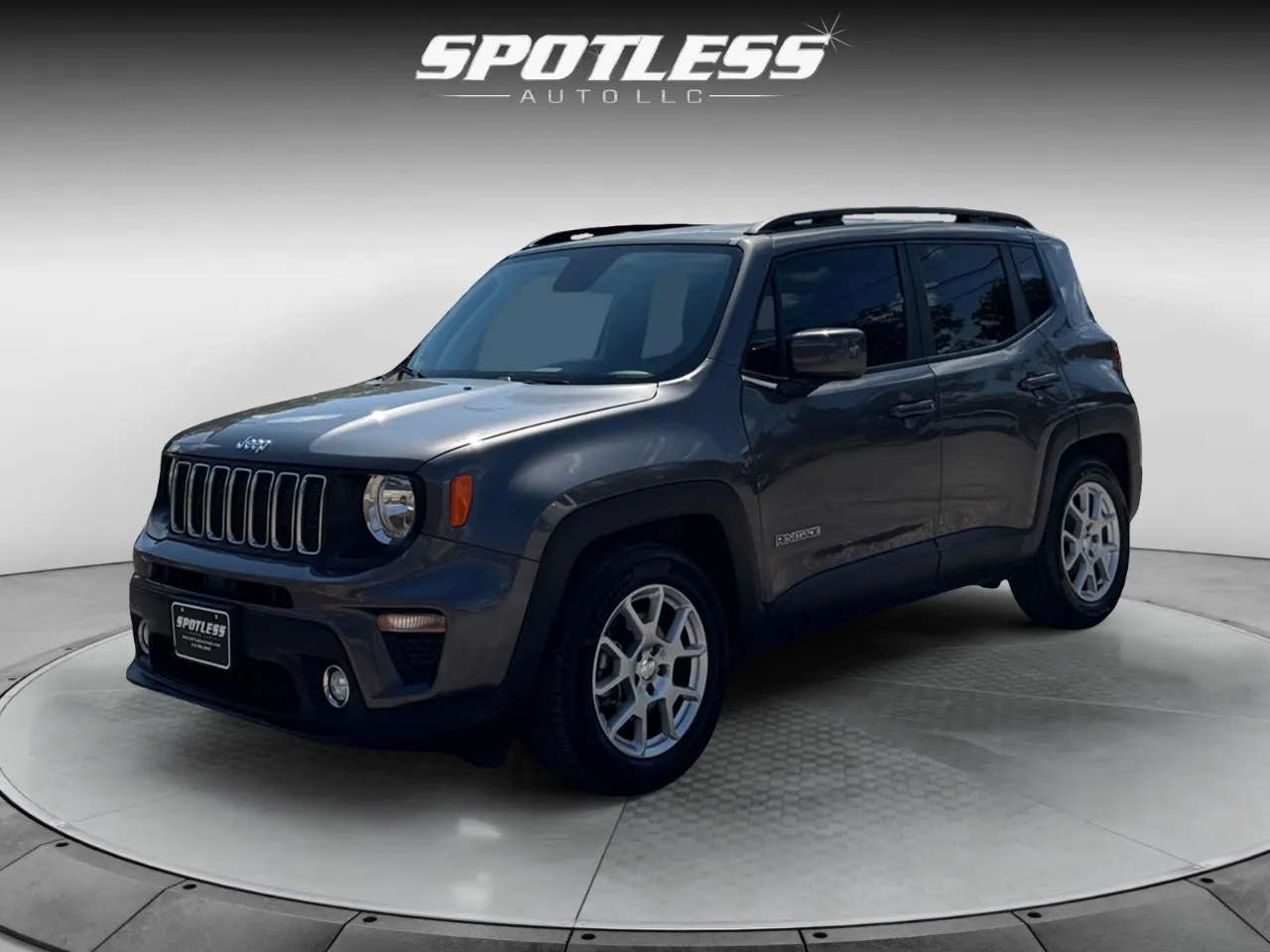 Gray 2019 Jeep Renegade Latitude for sale in San Antonio, TX