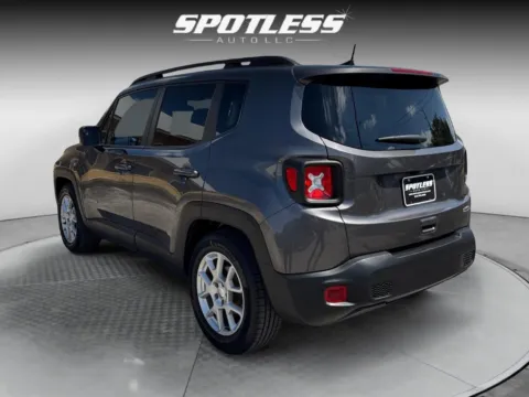 More photos of 2019 Jeep Renegade Latitude at Spotless Auto San Pedro, TX