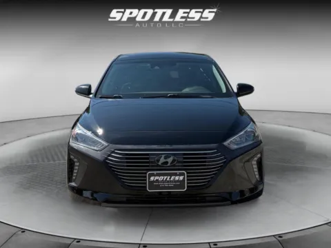 More photos of 2018 Hyundai Ioniq Hybrid SEL at Spotless Auto San Pedro, TX