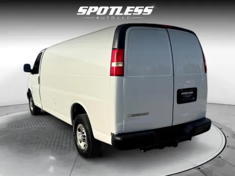 More photos of 2018 Chevrolet Express 3500 Work Van at Spotless Auto San Pedro, TX