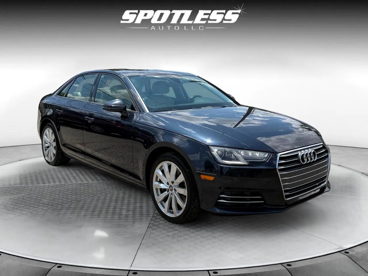 2017 Audi A4 Premium - Photo 7