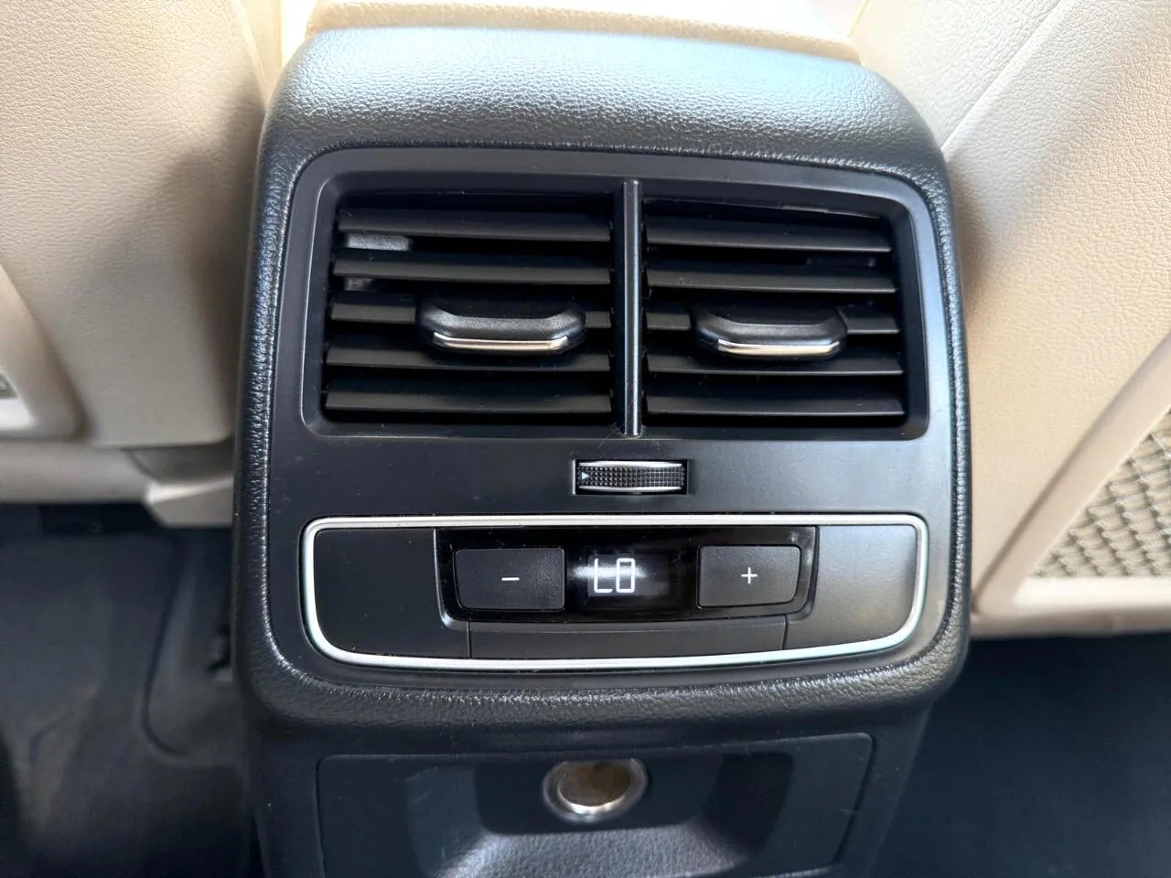 2017 Audi A4 Premium - Photo 26