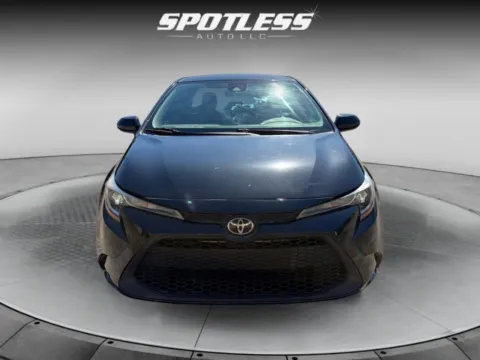 More photos of 2020 Toyota Corolla LE at Spotless Auto San Pedro, TX