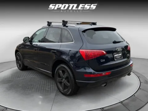 More photos of 2011 Audi Q5 2.0T Premium at Spotless Auto San Pedro, TX