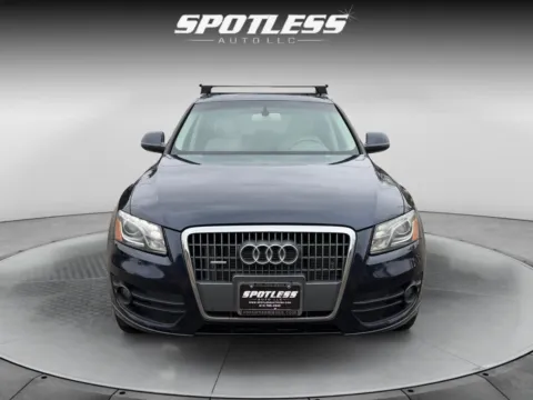 More photos of 2011 Audi Q5 2.0T Premium at Spotless Auto San Pedro, TX