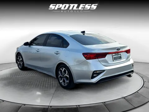 More photos of 2019 Kia Forte LXS at Spotless Auto San Pedro, TX