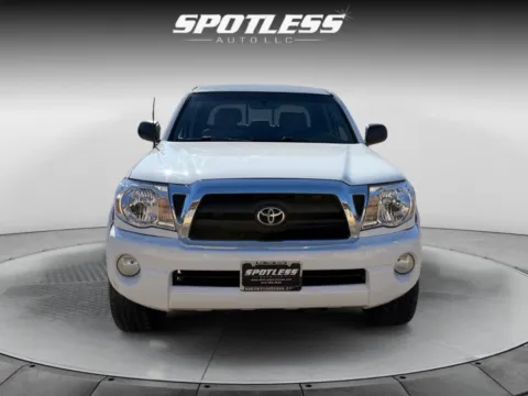 More photos of 2005 Toyota Tacoma PreRunner at Spotless Auto San Pedro, TX